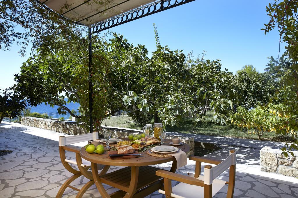 Avra Private Suites Ласі Екстер'єр фото