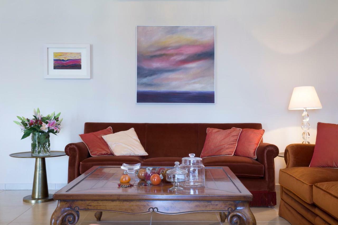 Avra Private Suites Ласі Екстер'єр фото